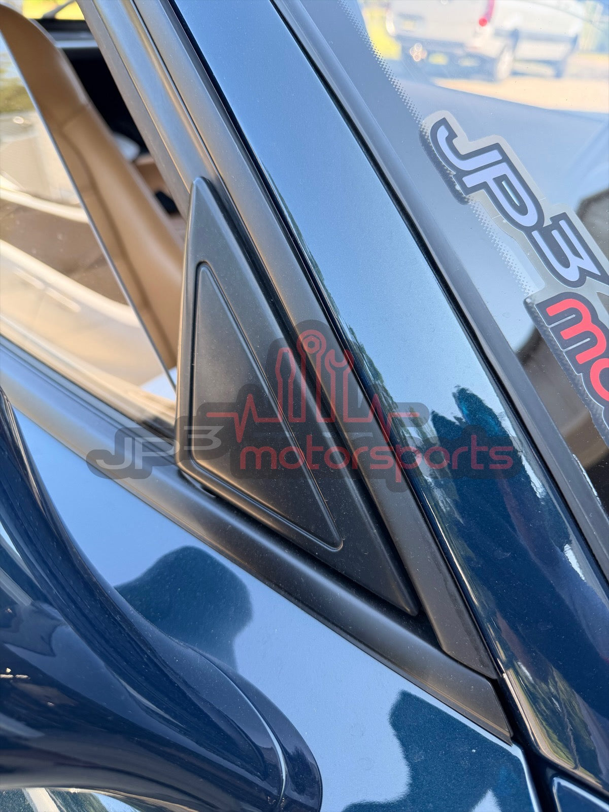 Mazda RX7 FD3S Outer Right Sail Trim (FD01-50-8R0B)