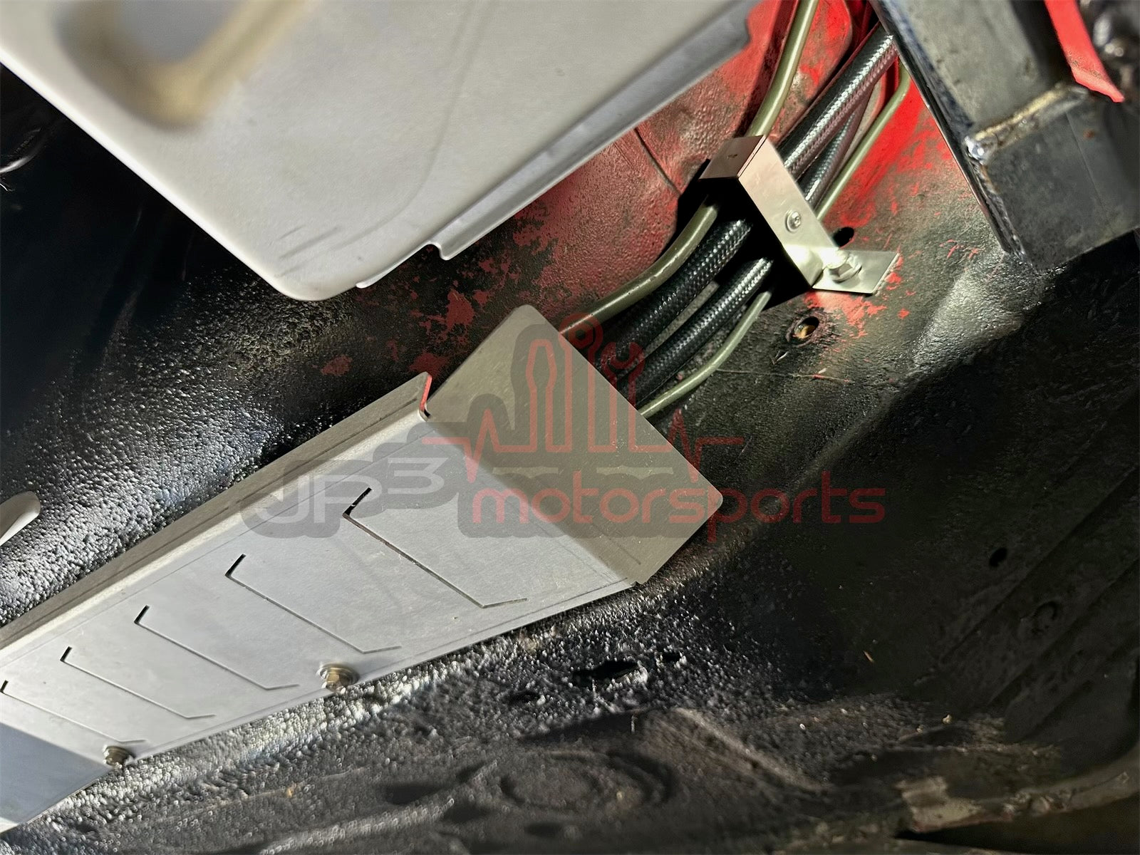 Mazda RX7 FD3S Fuel Line Retainers (Aftermarket 8AN Feed & 6AN Return)