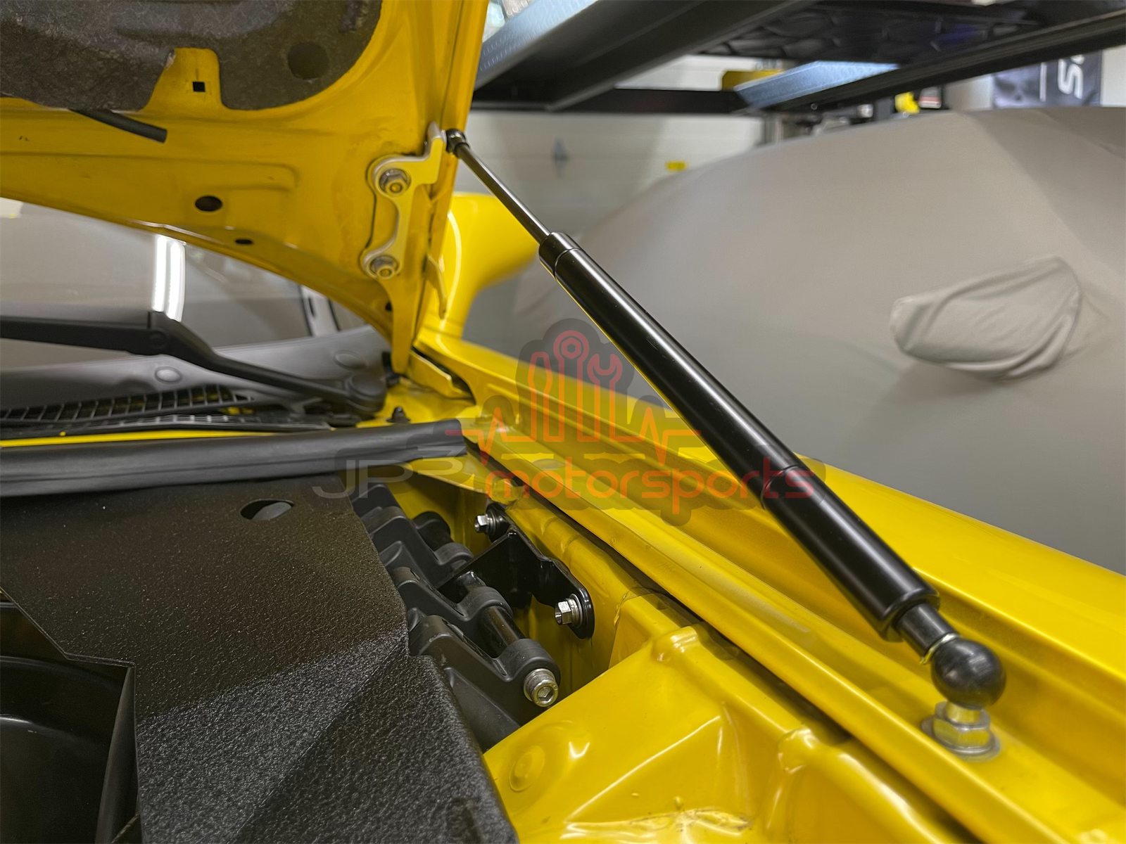 Mazda RX7 FD3S Hood Strut Kit - Carbon/Lightweight