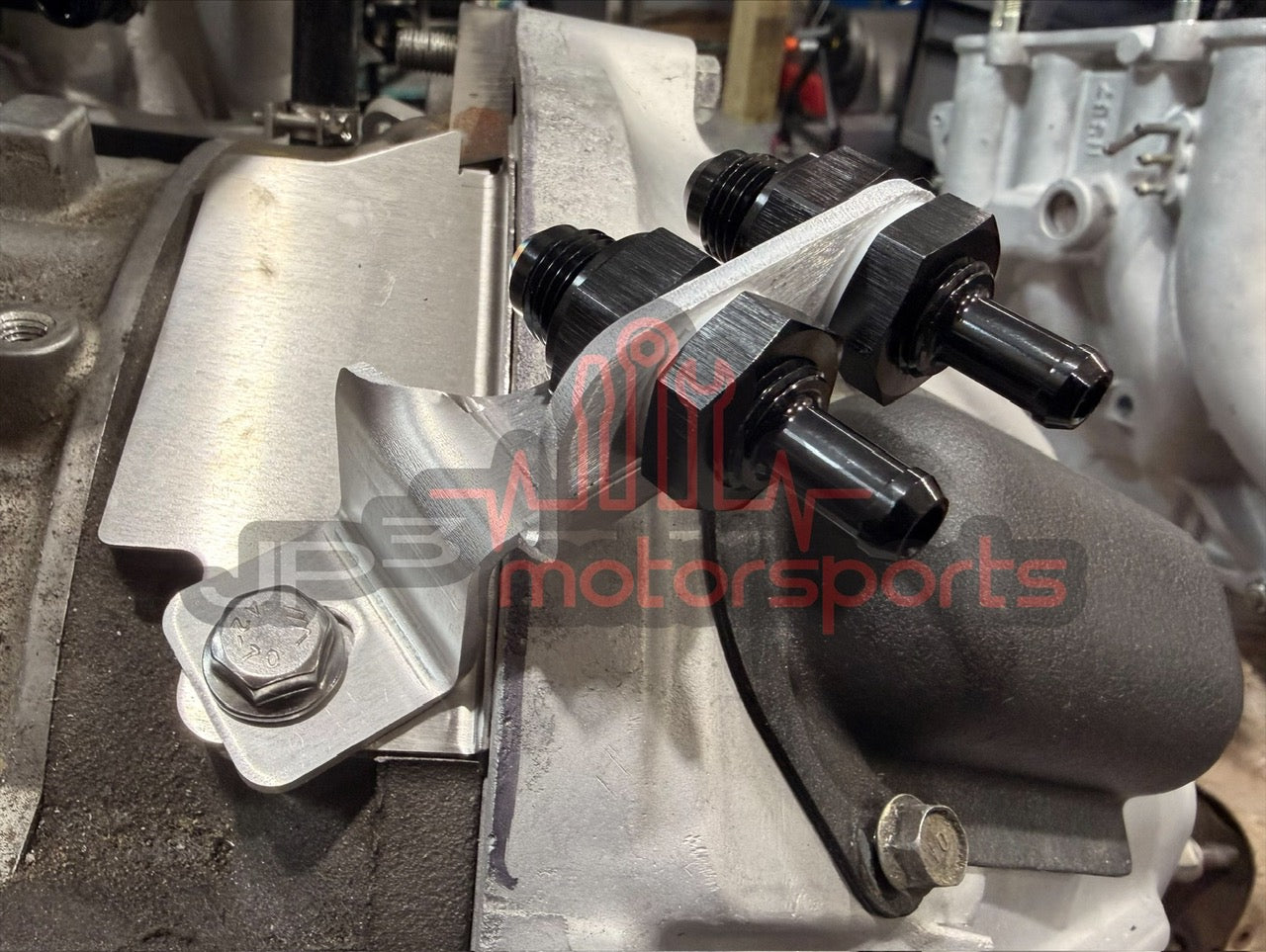 Mazda RX7 FD3S 6AN/6AN to 5/16" Barb Fuel Line Bulkhead Kit