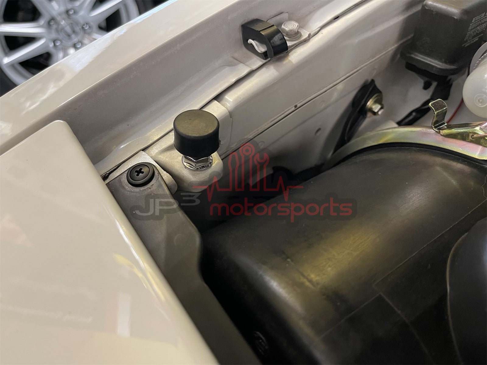 Toyota Style Rubber Hood Bumpers