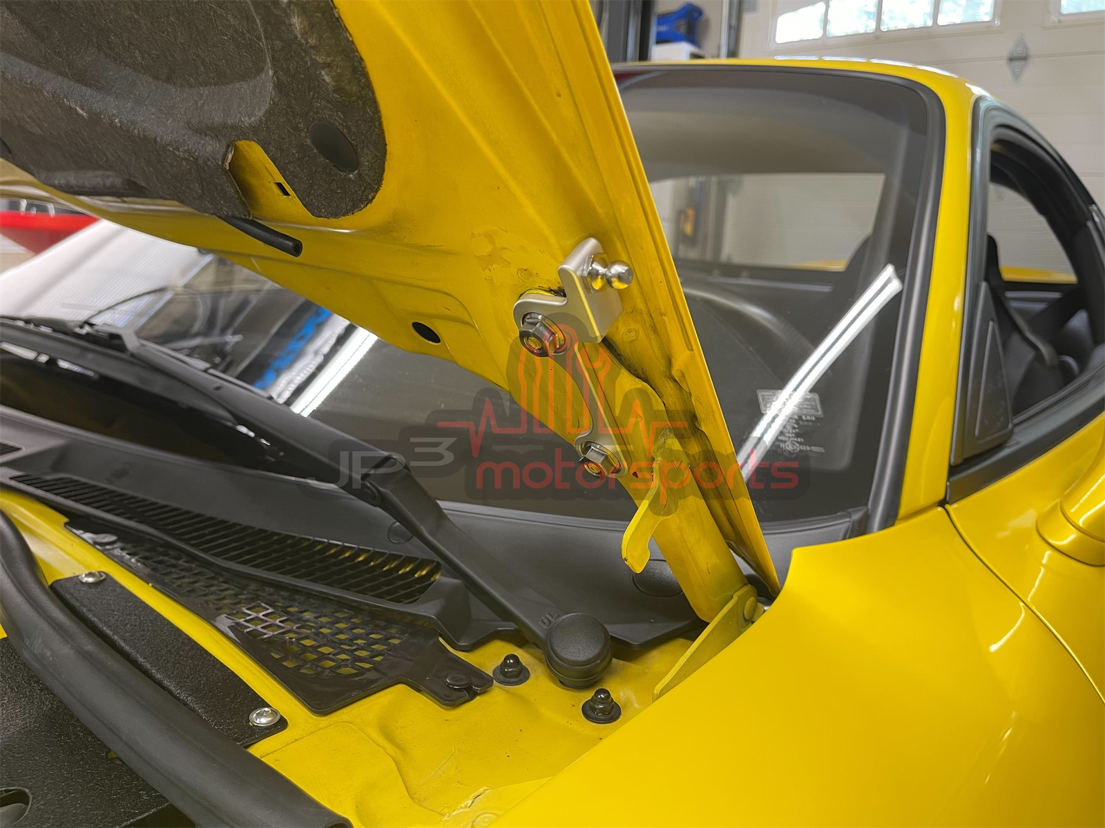 Mazda RX7 FD3S Hood Strut Kit - Standard/OEM